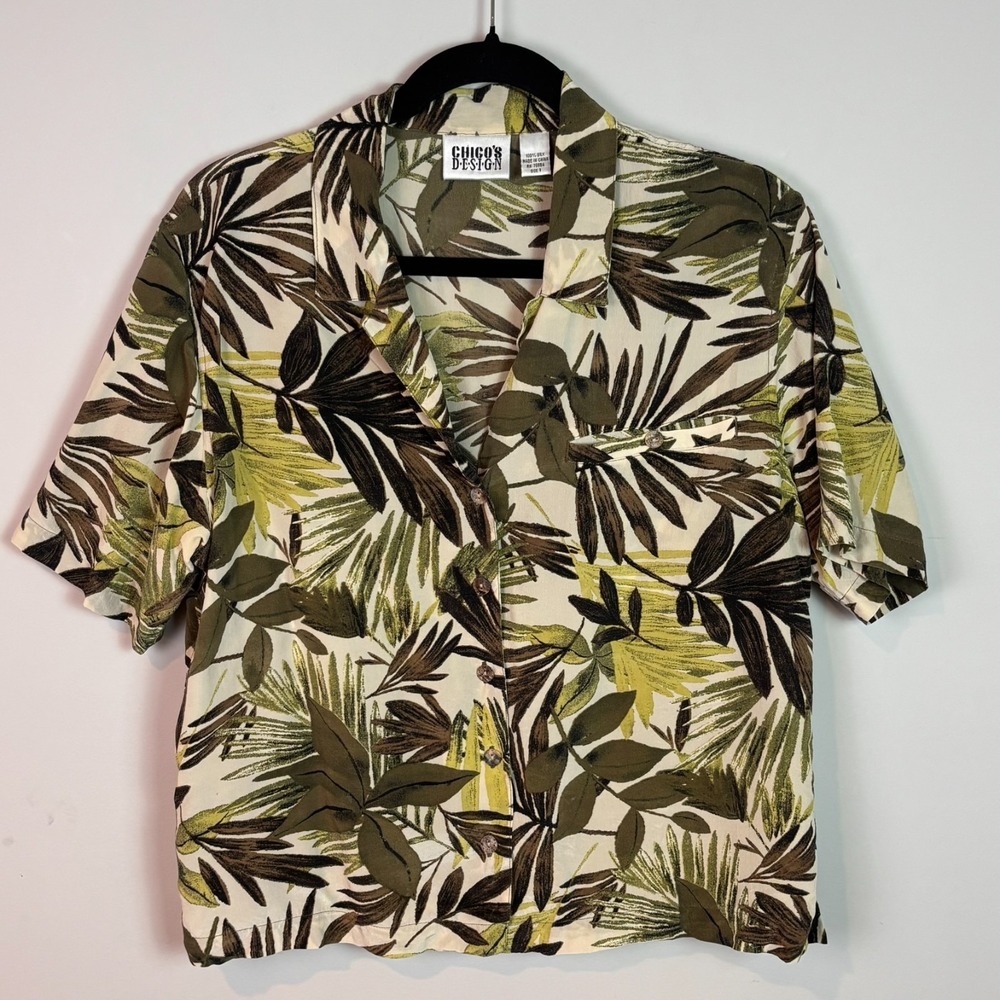 Chicos Design Womens 100% Silk Palm Tree short sleeve button up sz 1/Lg hawiian